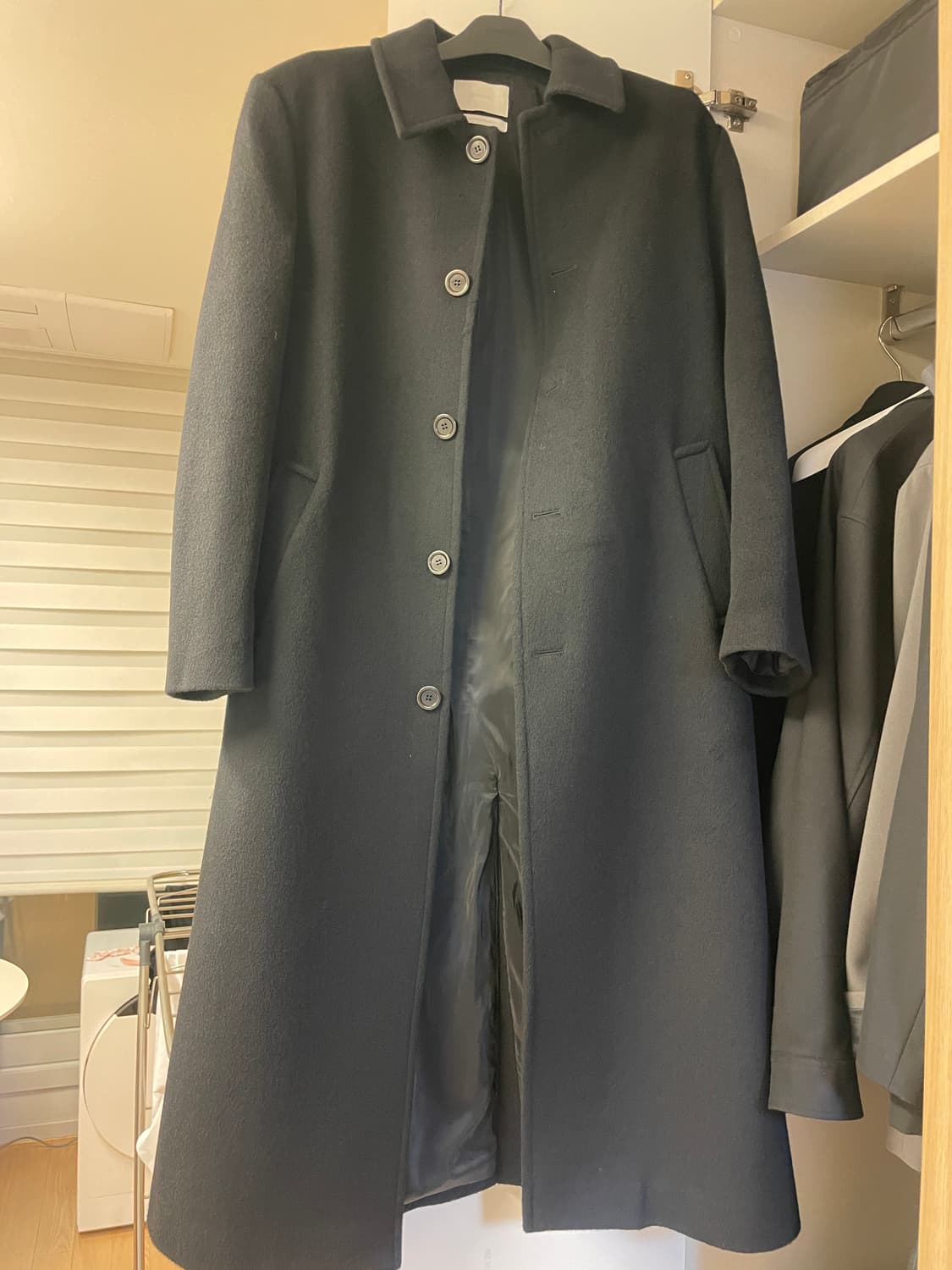 25fw 아모멘토 코트 블랙 M 상품이미지1