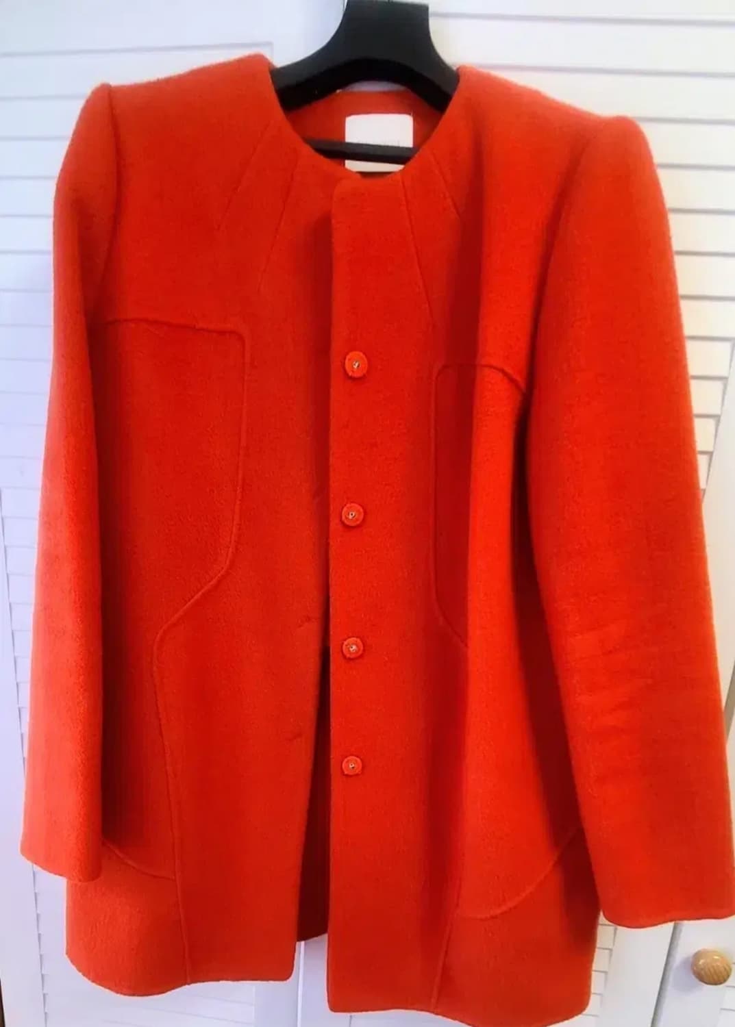 비비드한 다홍색 Ecole de Paris 울 핸드메이드 자켓입니다 상품이미지1