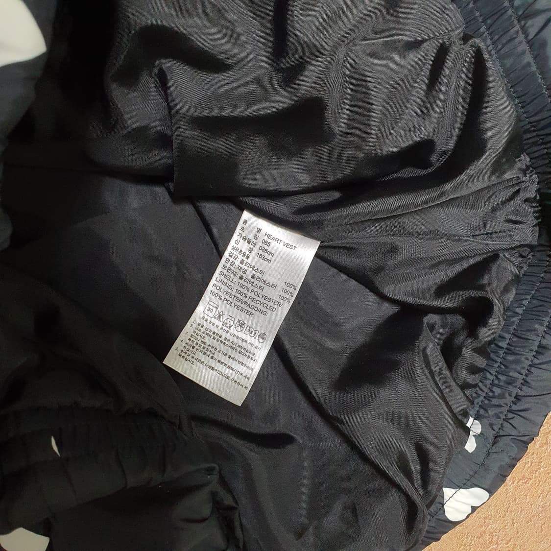 ✨ (바배) 아디다스 하트 땡땡이 조끼 패딩 상품이미지4