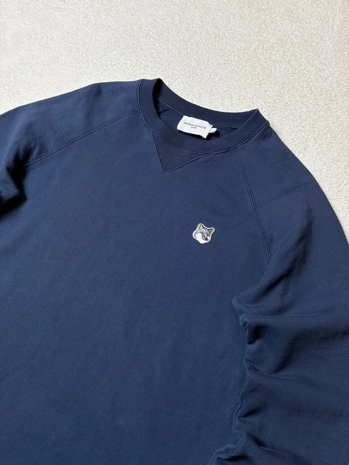 메종키츠네 폭스 헤드 패치 맨투맨 PN6784 상품이미지2