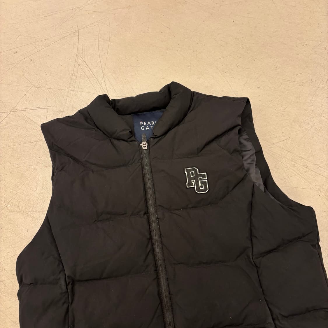 파리게이츠 스몰로고 푸퍼 패딩 조끼 상품이미지2