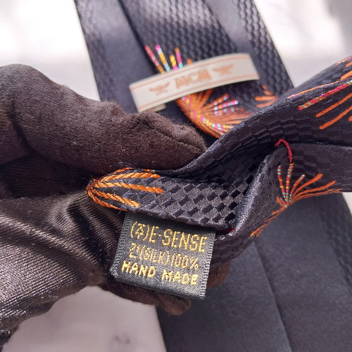 엠씨엠 실크 블랙 불꽃 모티브 패턴 넥타이 9.2cm A+등급 K2218 상품이미지10