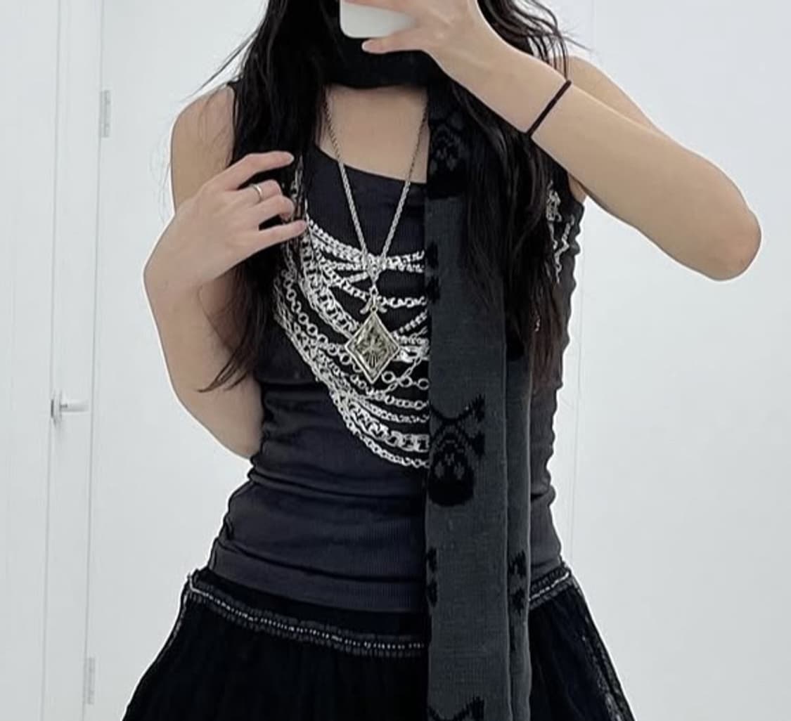 스컬 데미지 니트 체인 나시 상품이미지2