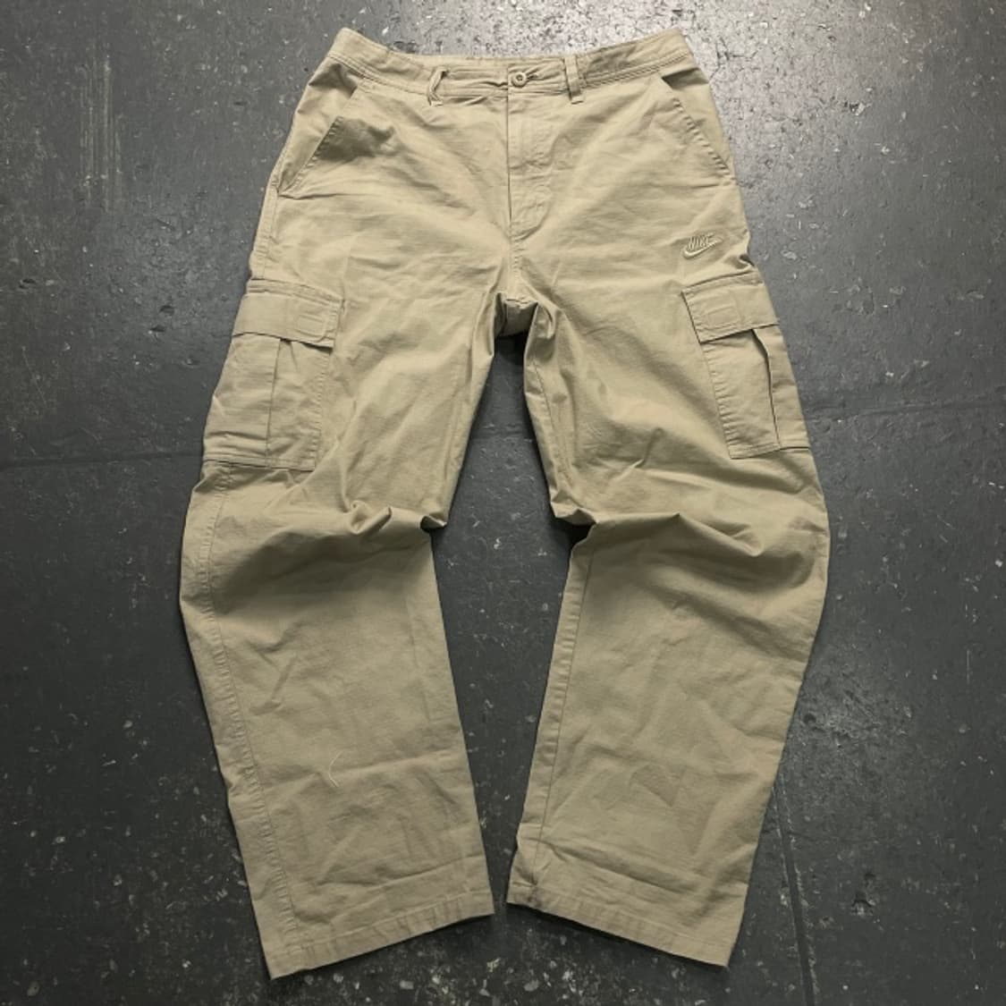32 나이키 립스탑 카고팬츠  상품이미지1
