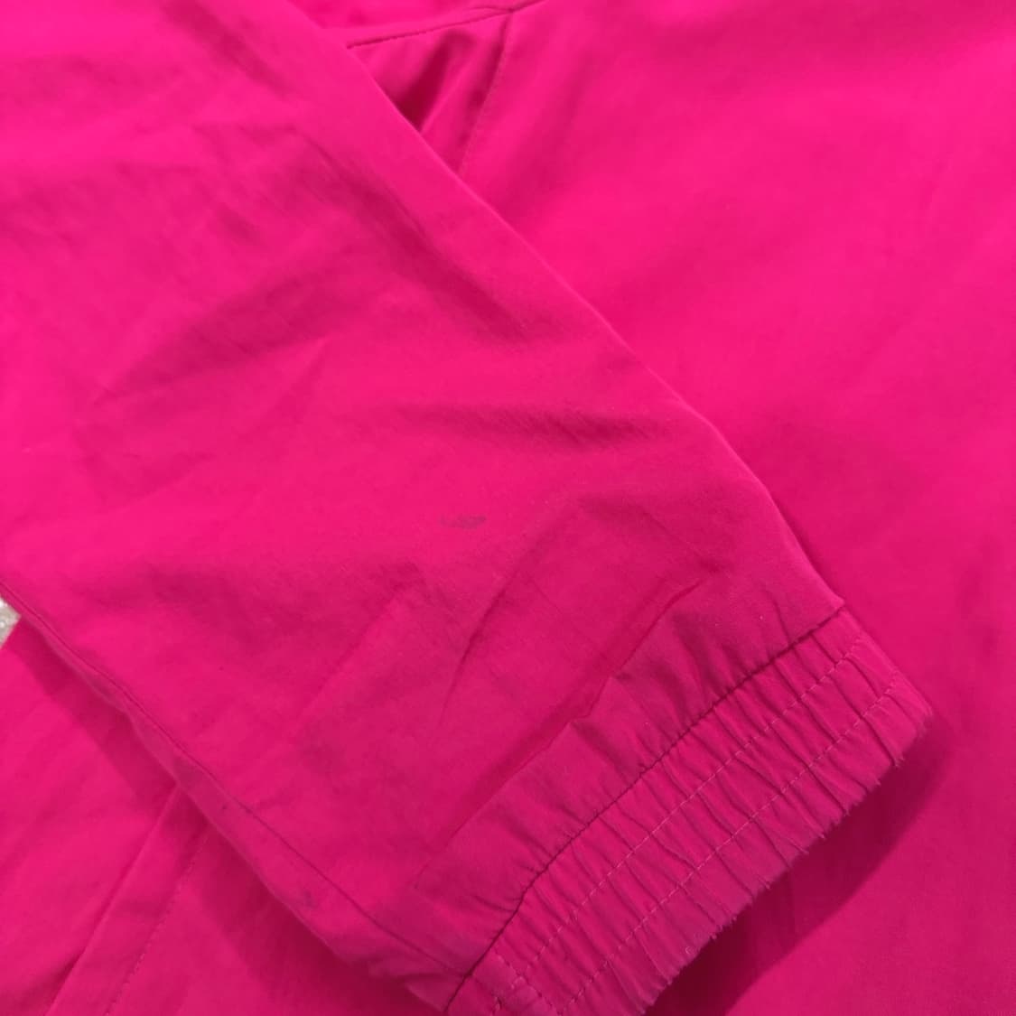 아디다스 핫핑크 딸기우유 바람막이  상품이미지7