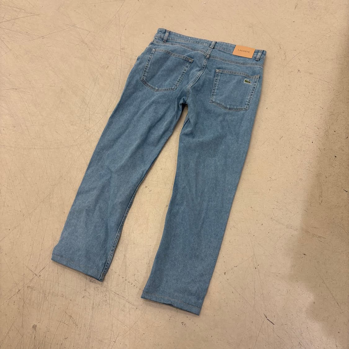 라코스테 슬림핏 데님 팬츠 상품이미지3