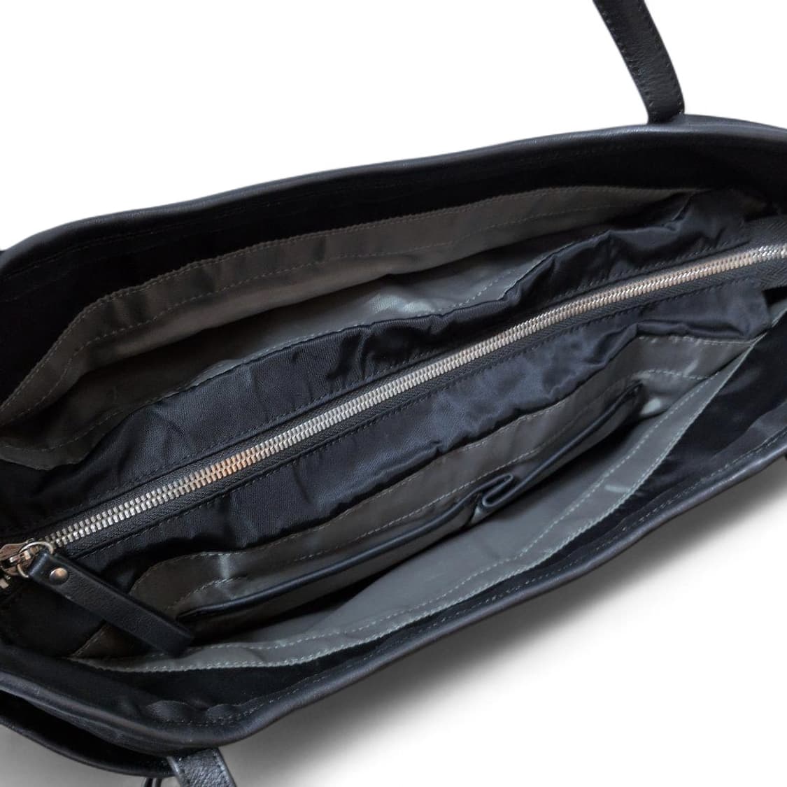 요지 야마모토 Y'SACCS 소가죽 나일론 토트백 상품이미지5