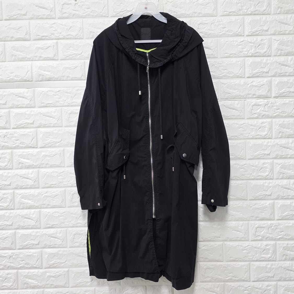 택포_ 오조크 OZOC 블랙 롱 바람막이 FREE 상품이미지1