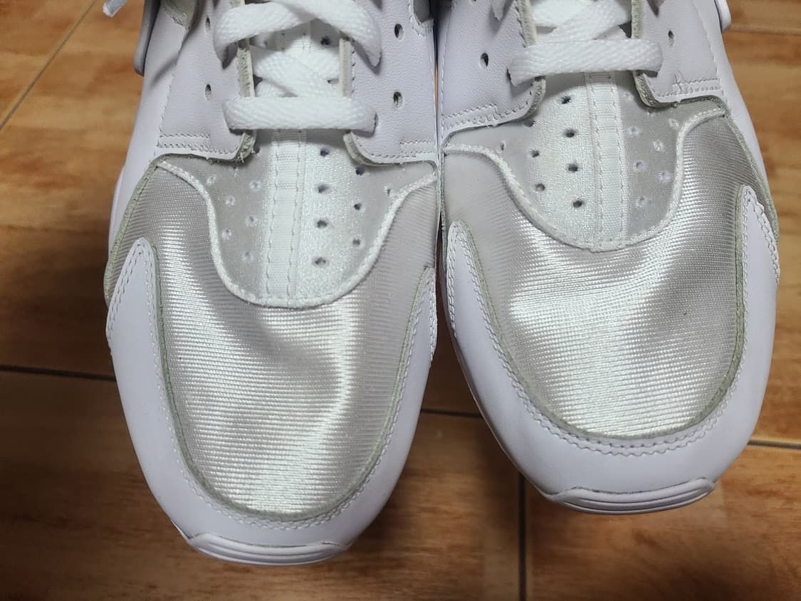 나이키 허라취 화이트 270(260추천) 상품이미지2