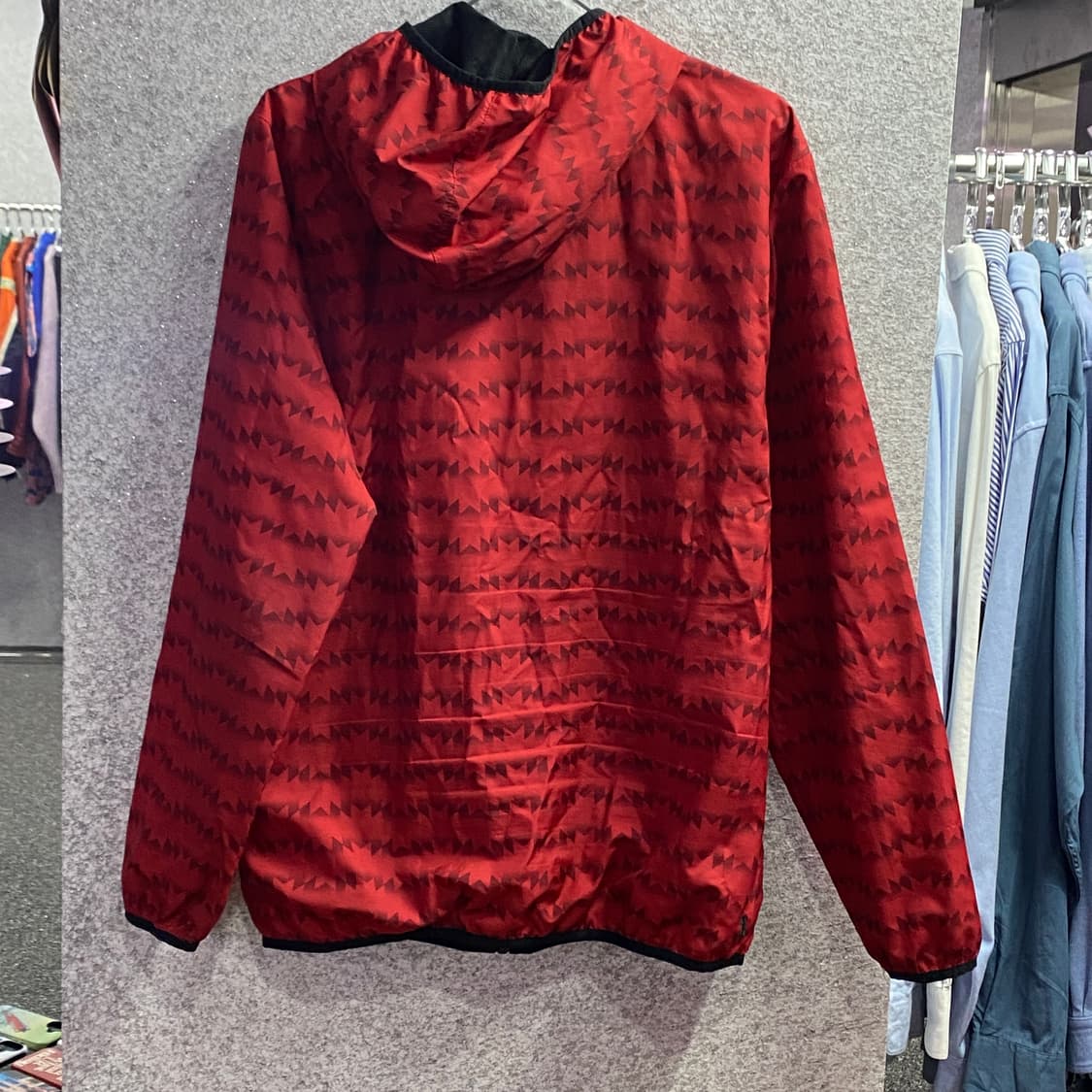 아디다스 이큅먼트 맨유 패턴 윈드브레이크 B3133 상품이미지4