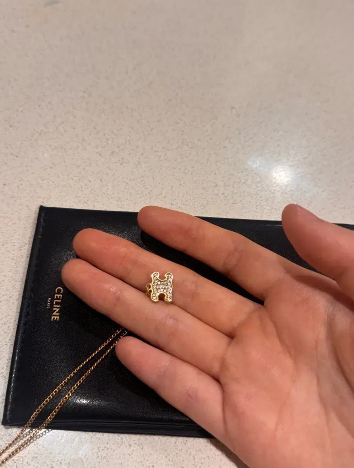 셀린느 트리옹프 목걸이 (풀박스/인보이스) 상품이미지2