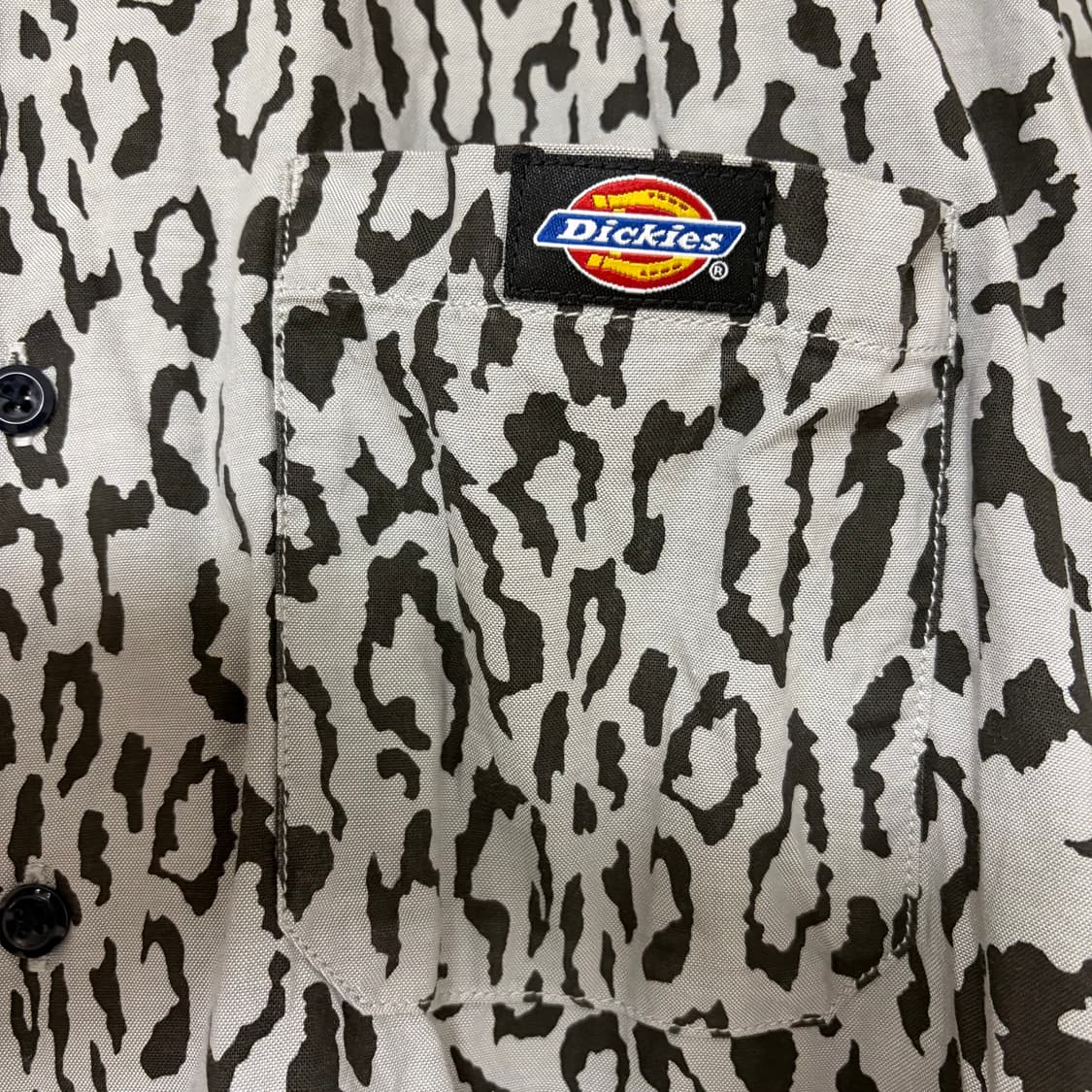 와코마리아 x 디키즈 레오파드 버튼업 반팔 워크 셔츠 그레이 M 상품이미지4