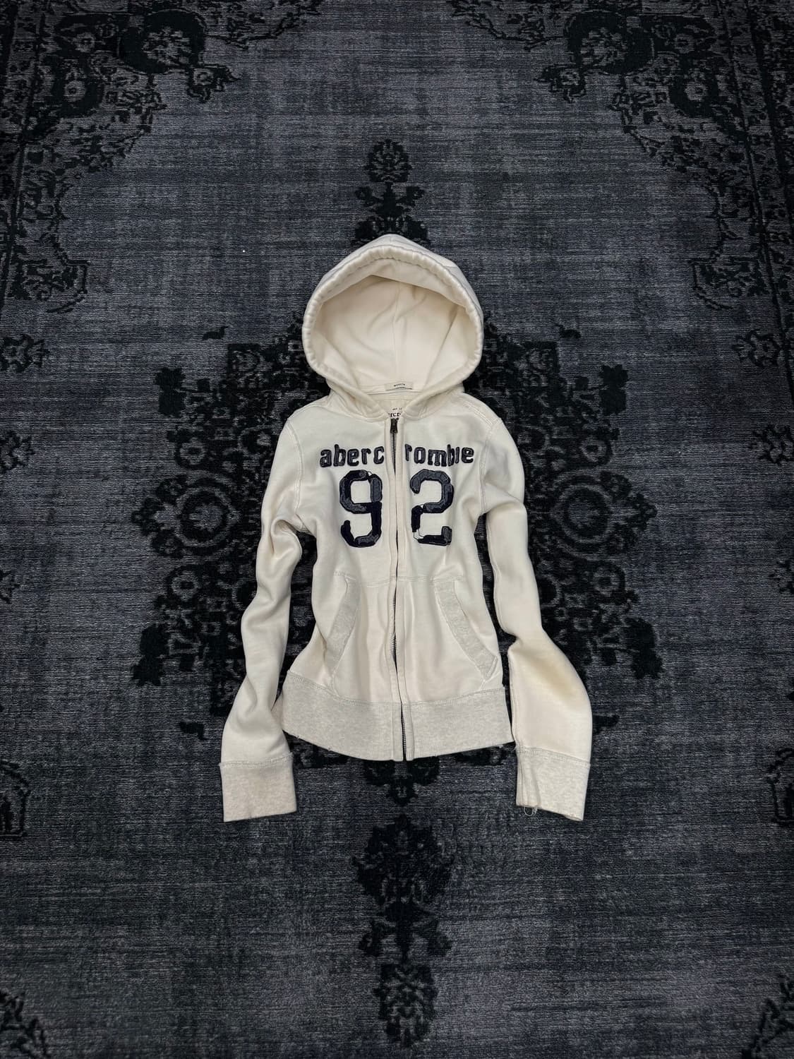 Abercrombie 00s y2k white hoodie 상품이미지1