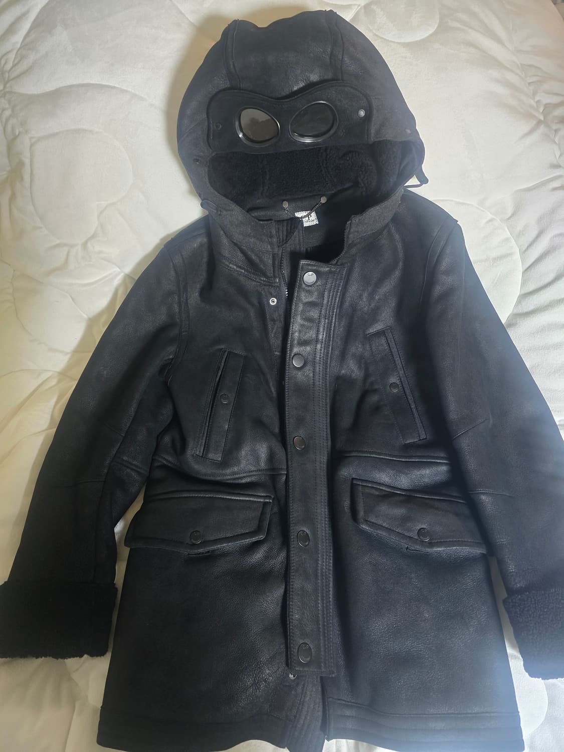 CP컴퍼니 고글 쉐어링 리얼 무스탕 (FGF 수입정품) 상품이미지3