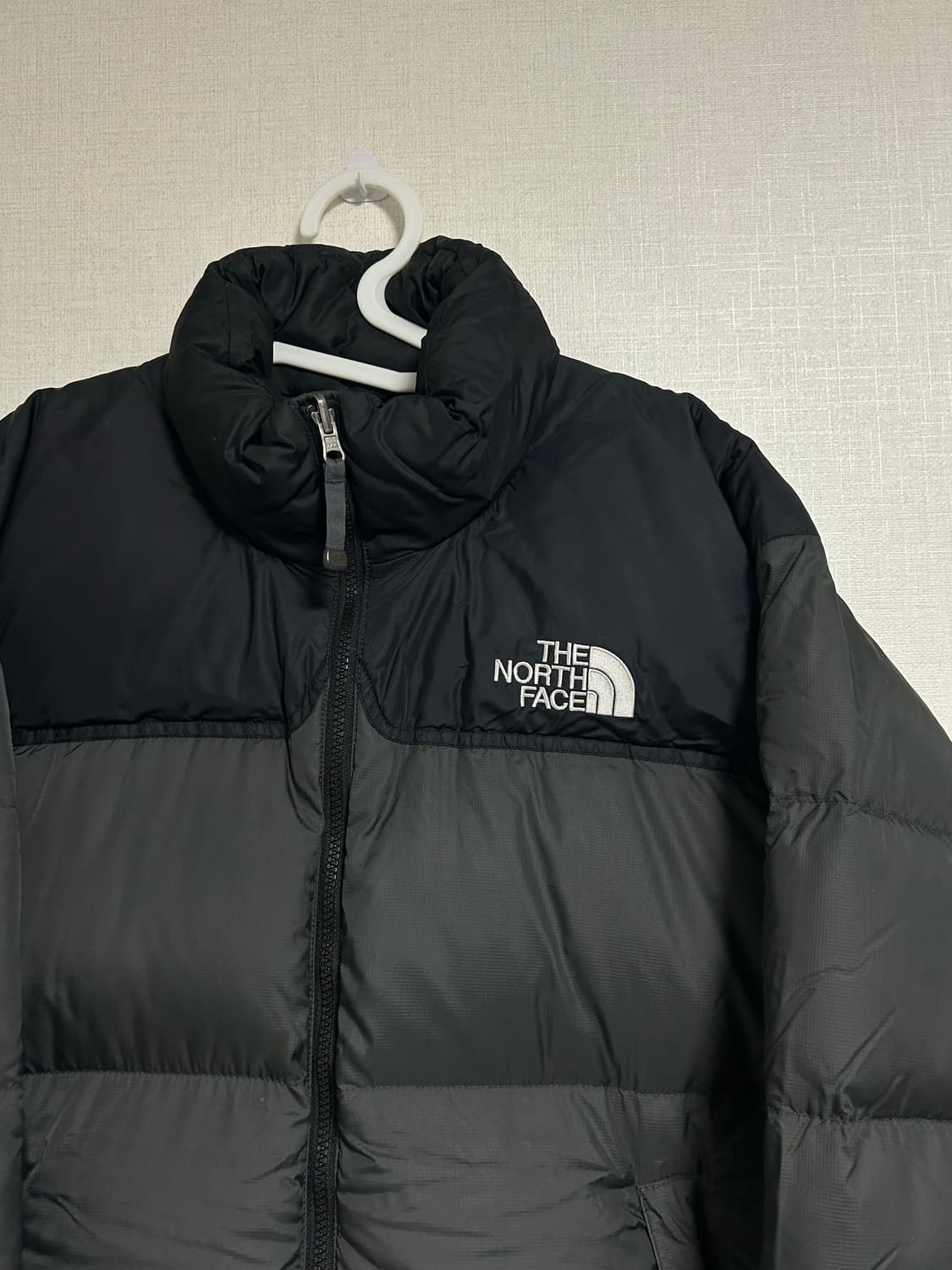 노스페이스 구스다운 눕시 패딩 700 블랙 그레이 카키 L 100  상품이미지5