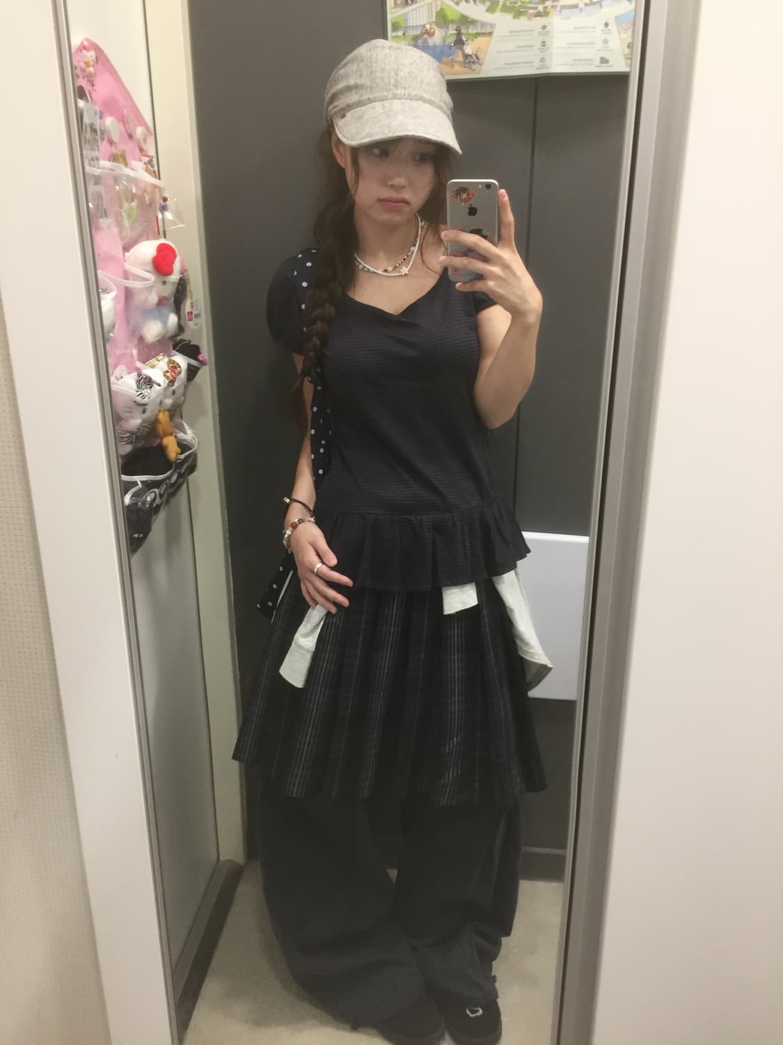 버버리 네이비 퍼프 스트라이프 프릴 러힙 코디세트 상품이미지1