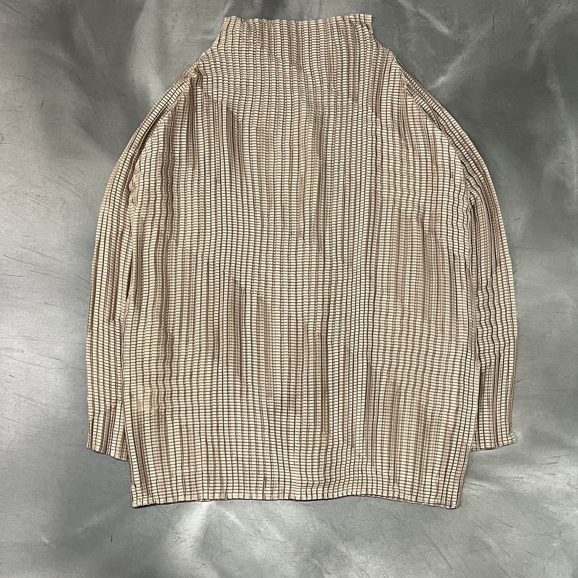  이세이미야케 플리츠 가디건 y15986 상품이미지2