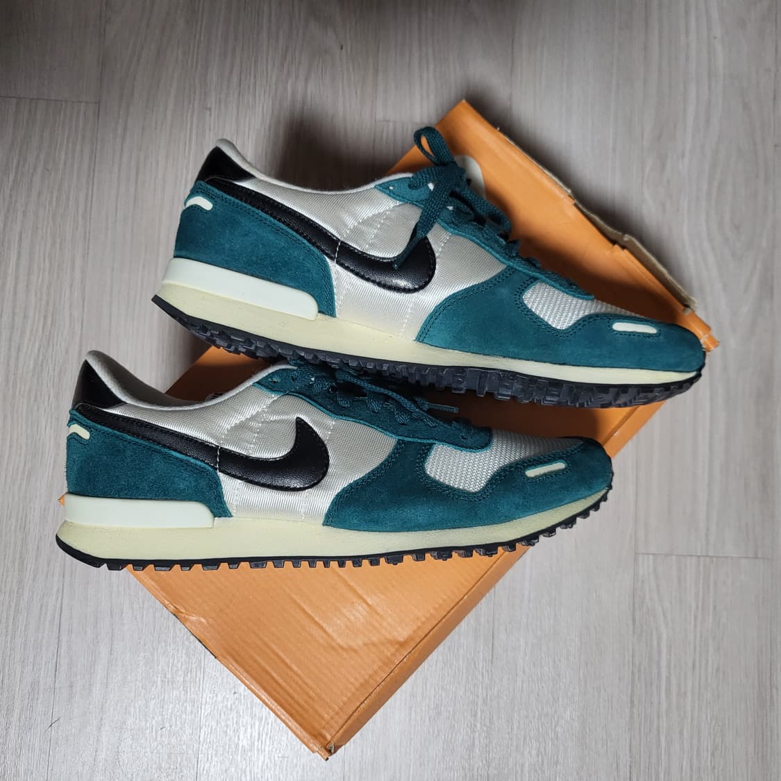 나이키 빈티지 볼텍스(270)새상품 상품이미지1