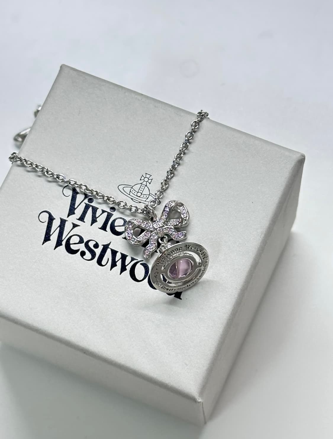 비비안웨스트우드 핑크 크리스탈 리본 3d orb 팬던트 목걸이(새상품) 상품이미지2