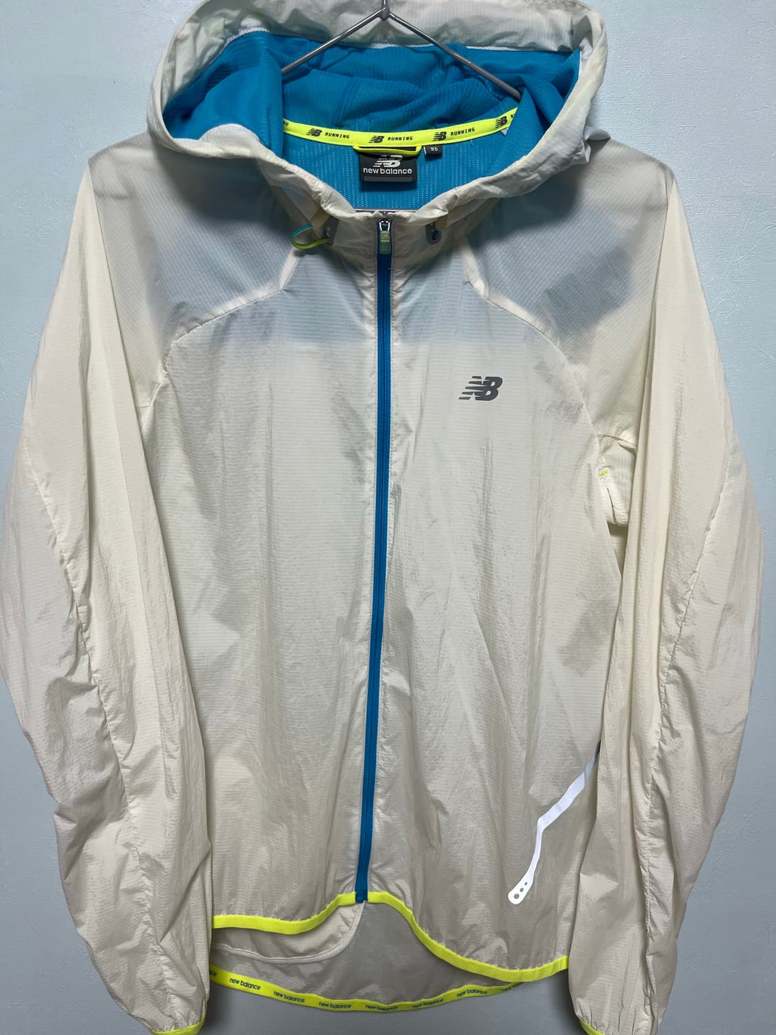 뉴발란스 러닝 바람막이 95 상품이미지1