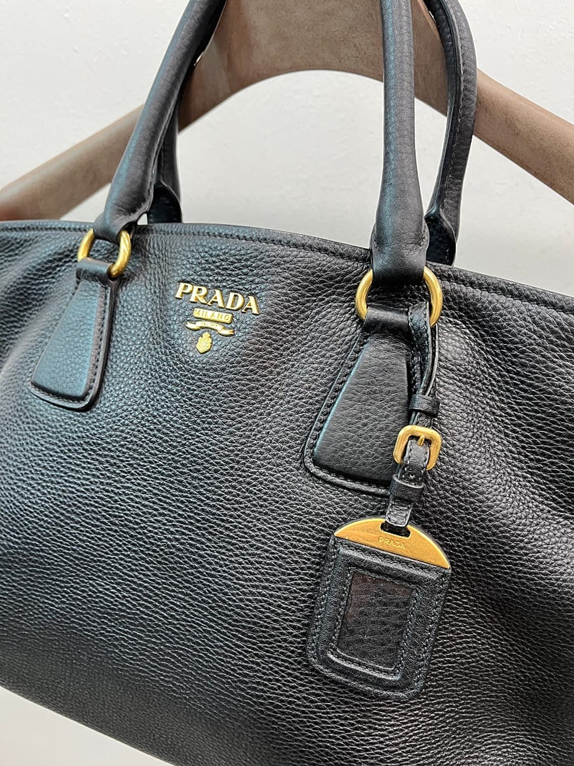 프라다 비델로 다이노 도트백  상품이미지5