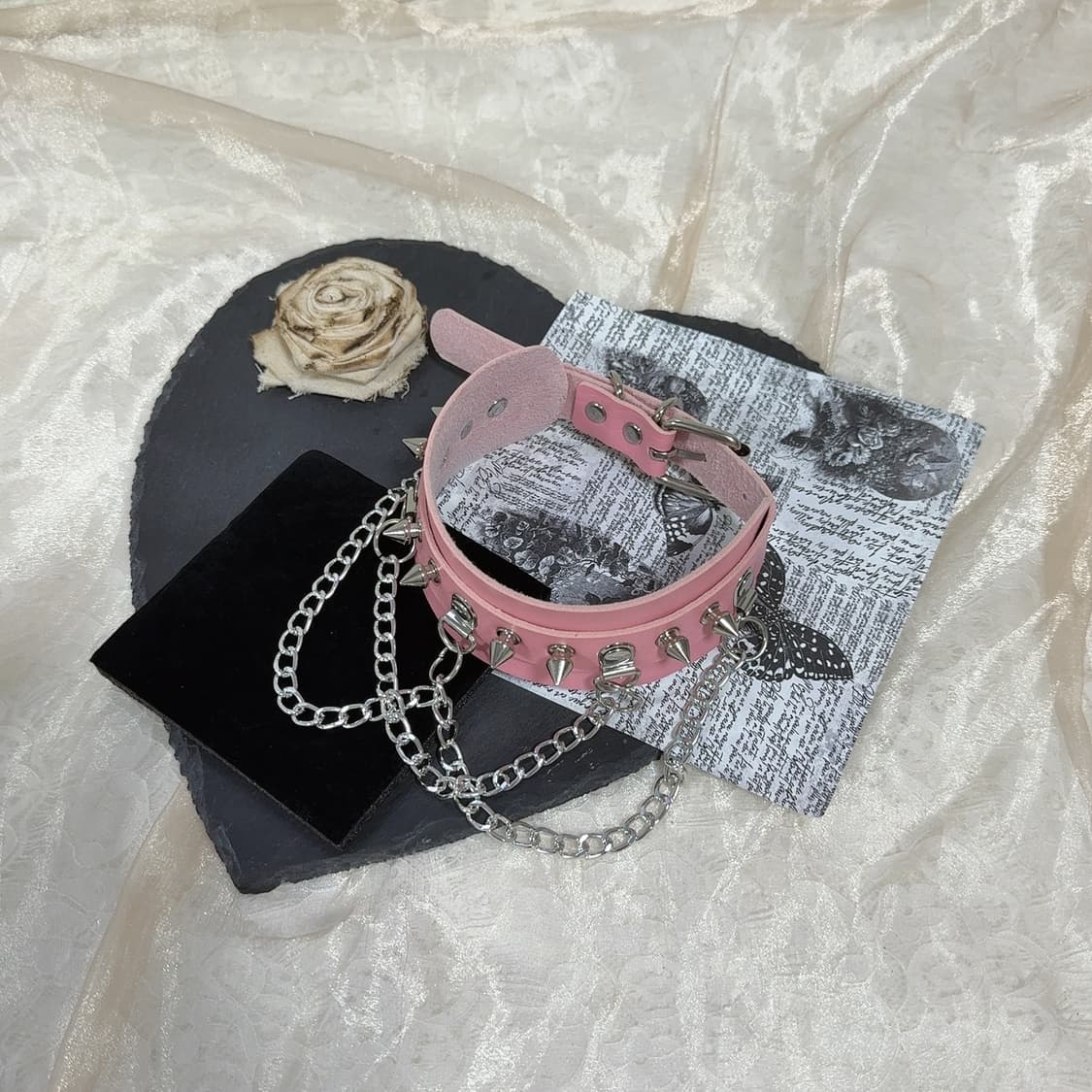 빈티지 핑크 리벳  태슬 가죽 초커 목걸이 상품이미지2