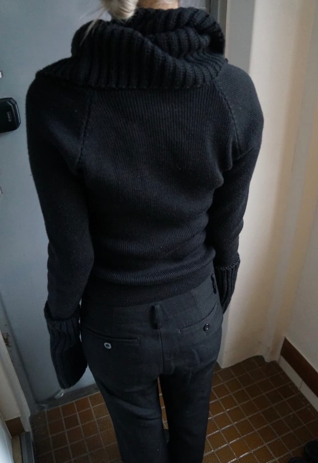 미우미우 터틀넥 니트 상품이미지3