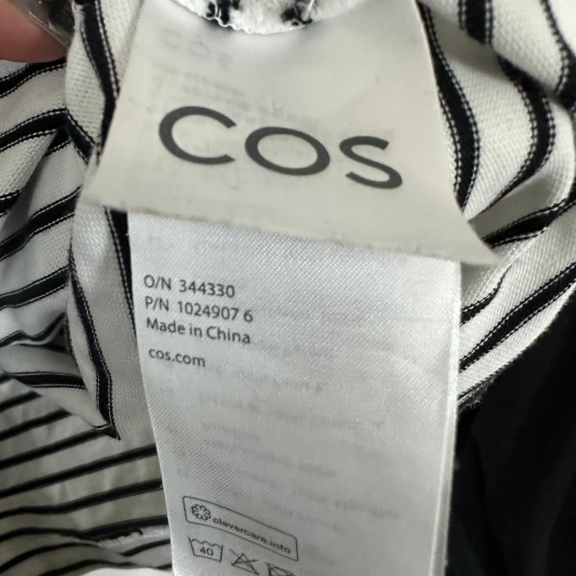 COS 스트라이프 긴팔티셔츠XS 상품이미지4