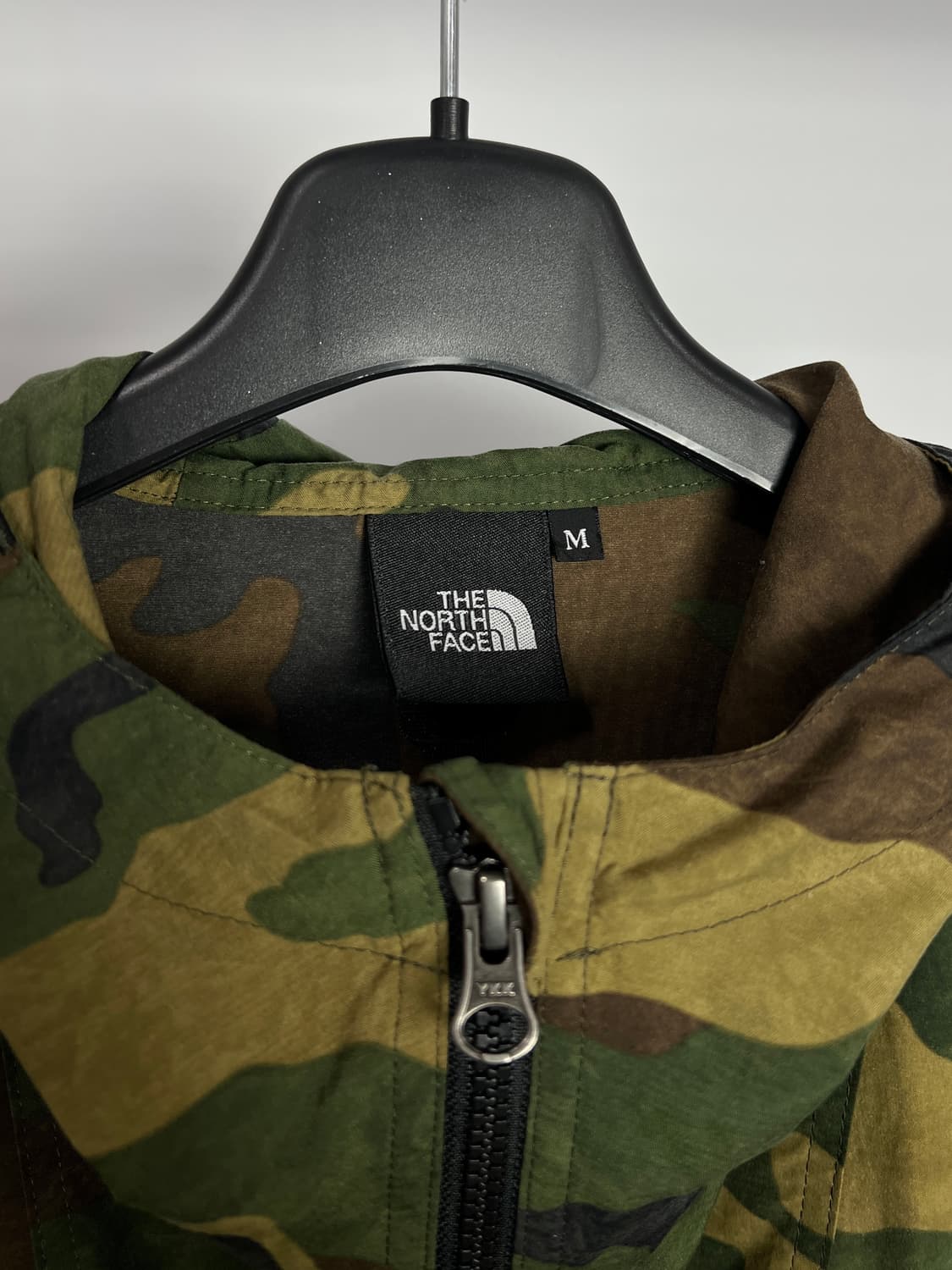 더 노스 페이스 카모플라쥬 후드 집업 자켓 상품이미지3