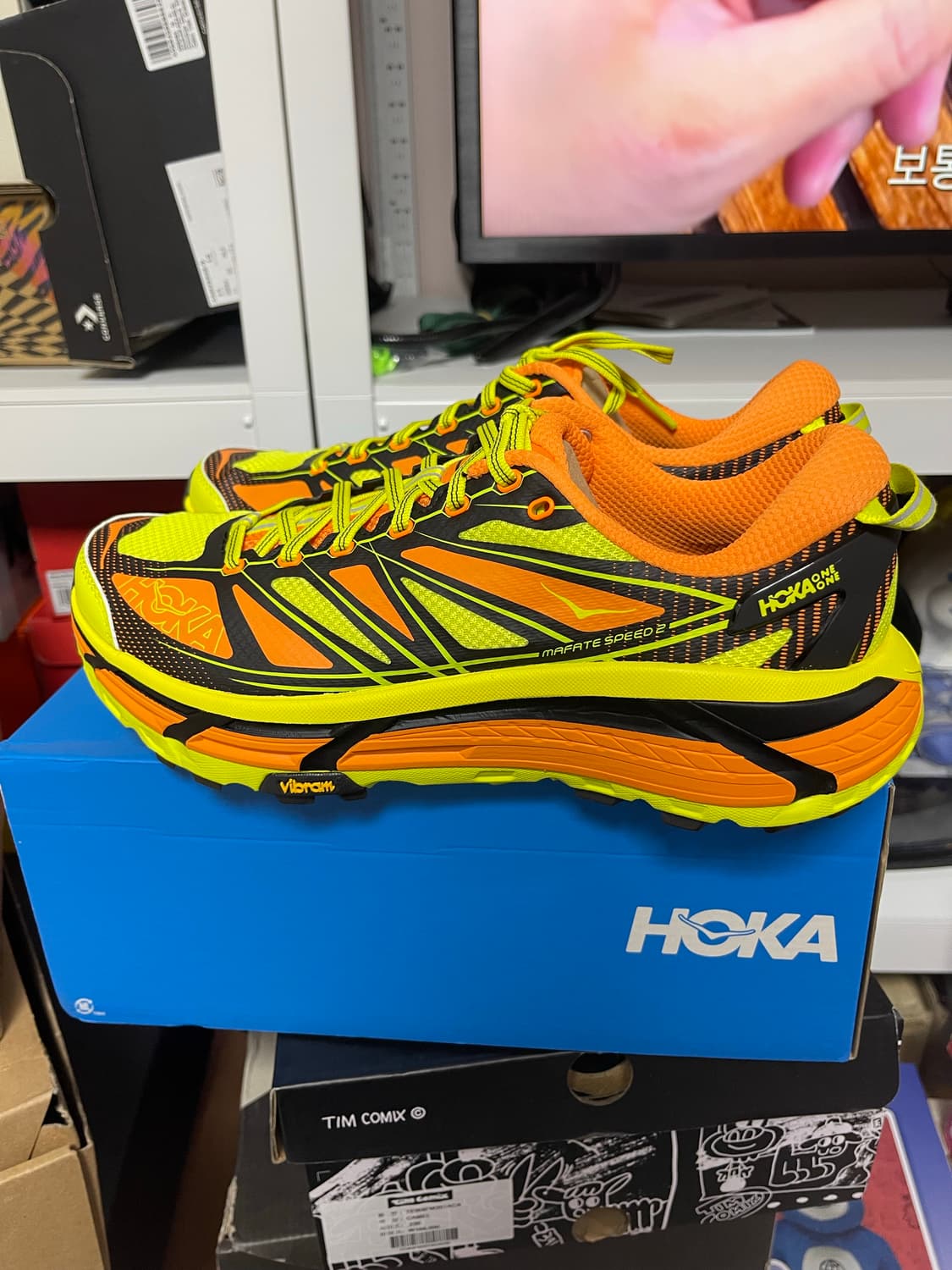 275)호카 마파테 스피드 2 트레일 러닝화 형광 상품이미지1