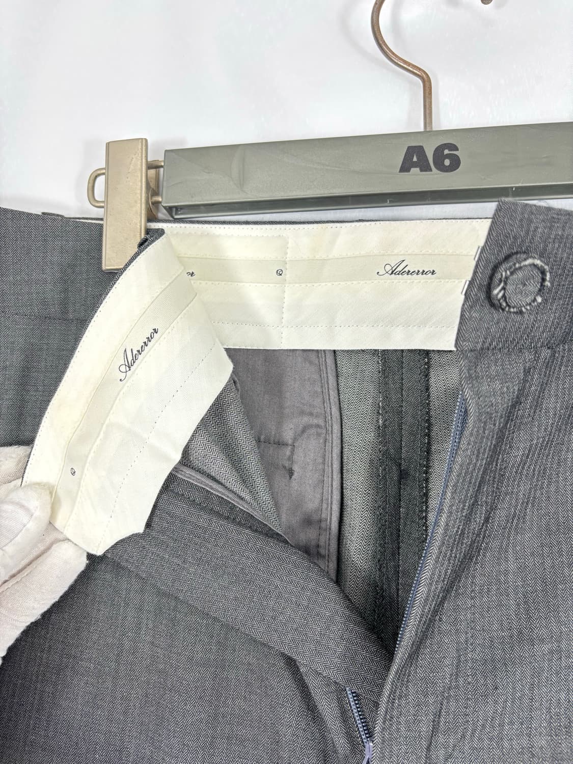 (새상품급)아더에러 트라우저 스페셜 슬랙스A4 상품이미지5