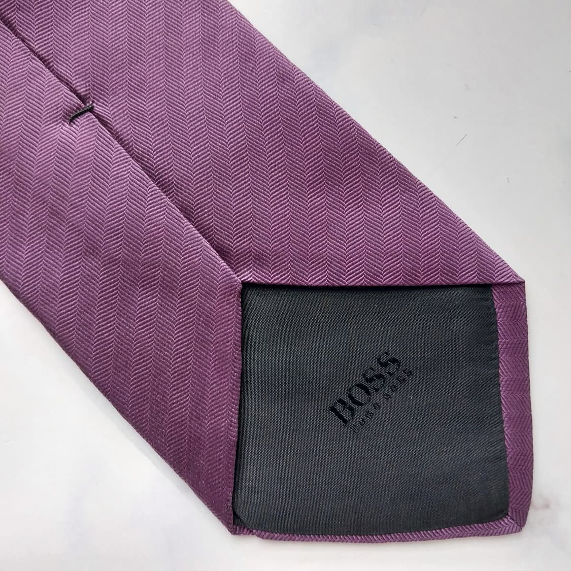 휴고보스 실크 퍼플 헤링본 넥타이 9cm B등급 K1159
 상품이미지8
