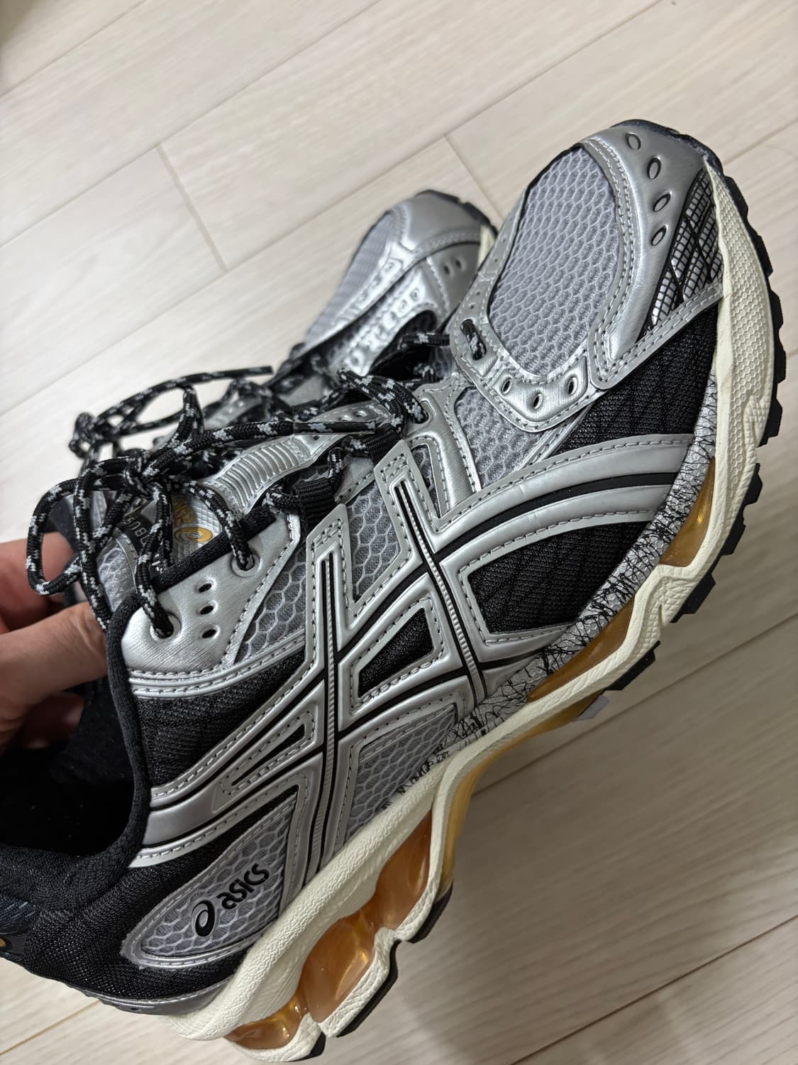아식스 젤 님버스 Asics 270 상품이미지2