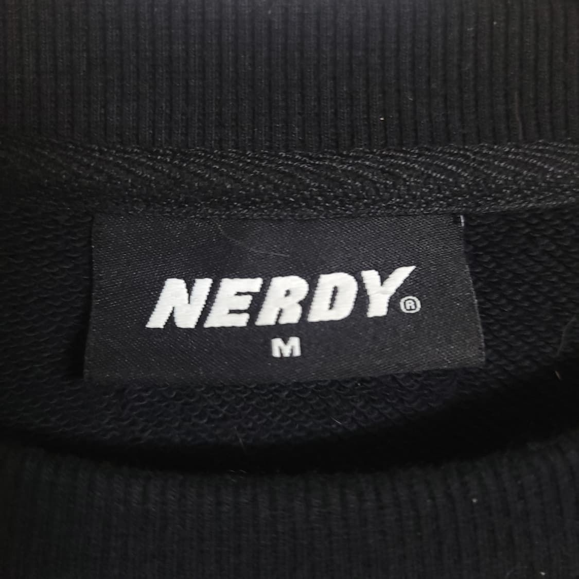 (M) NERDY 널디 빅로고 블랙 맨투맨 상품이미지2