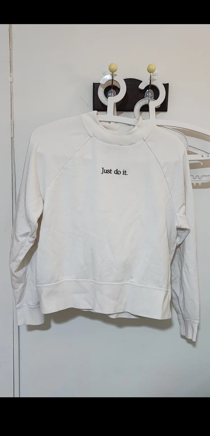 나이키 화이트 크롭 맨투맨 M 상품이미지1