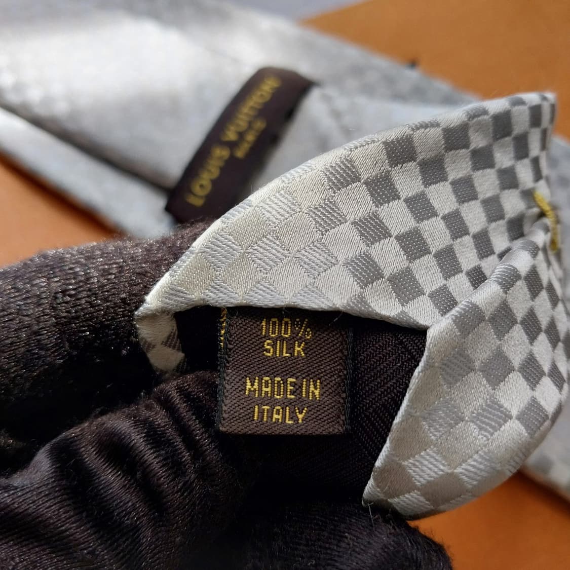 루이비통 실크 실버 체크 패턴 넥타이 9.5cm A~B등급 K2579 상품이미지6