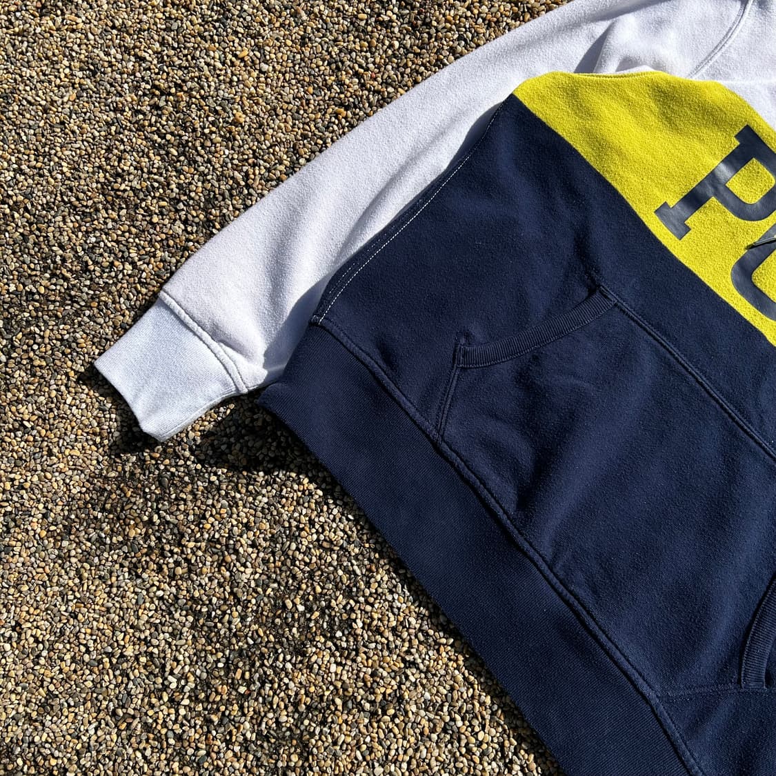 폴로(POLO RalphLauren) 화이트 스펠로고 후드티 상품이미지3