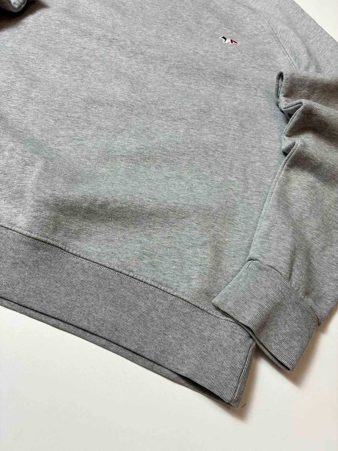 메종키츠네 트라이컬러 폭스 패치 스웻 맨투맨 PN8440 상품이미지4