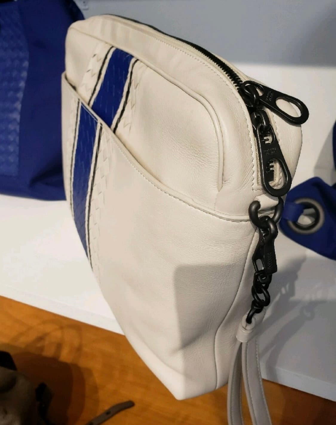 보테가베네타 클러치 새상품 상품이미지1