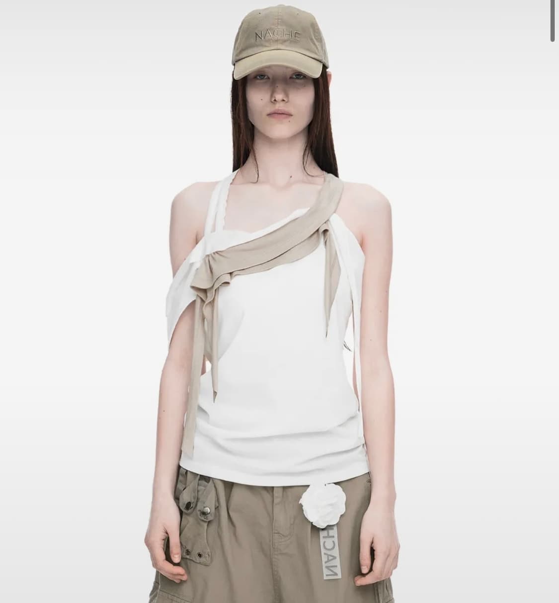 나체 RAWCUT HALTER SLEEVELESS IVORY 상품이미지1
