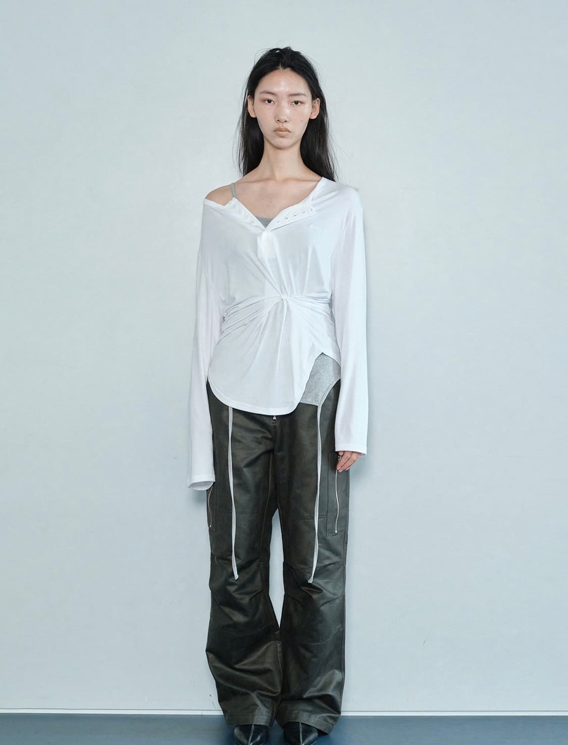 세릭 Button Henley Neck Top _ White 상품이미지2