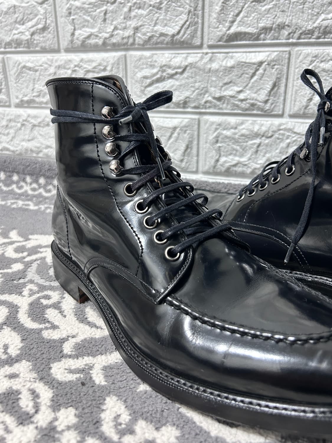 페이던트 레더 레이스업 부츠 상품이미지3