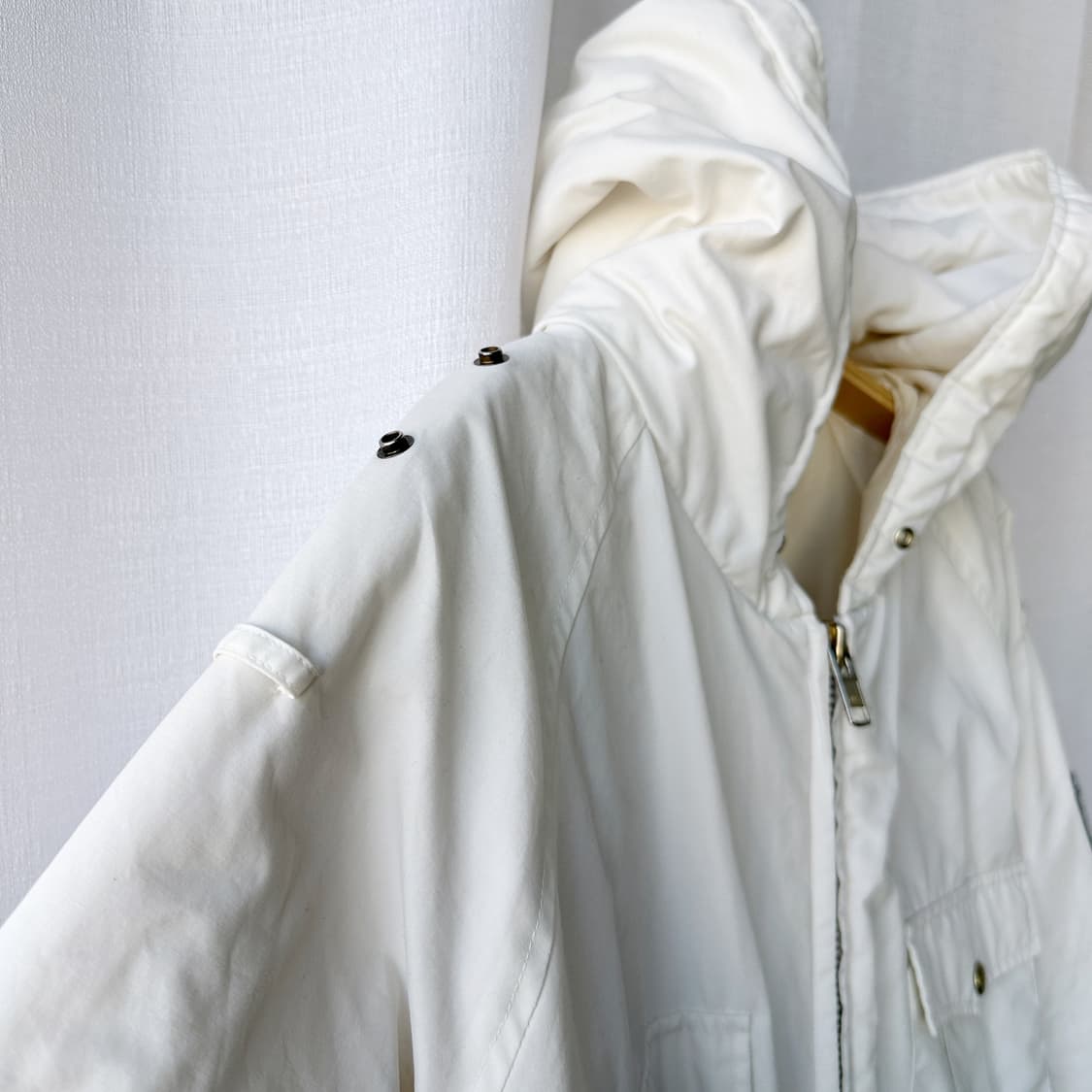 폴로 랄프로렌 90s 자수 와펜 패디드 후디 점퍼 화이트 EL 상품이미지4