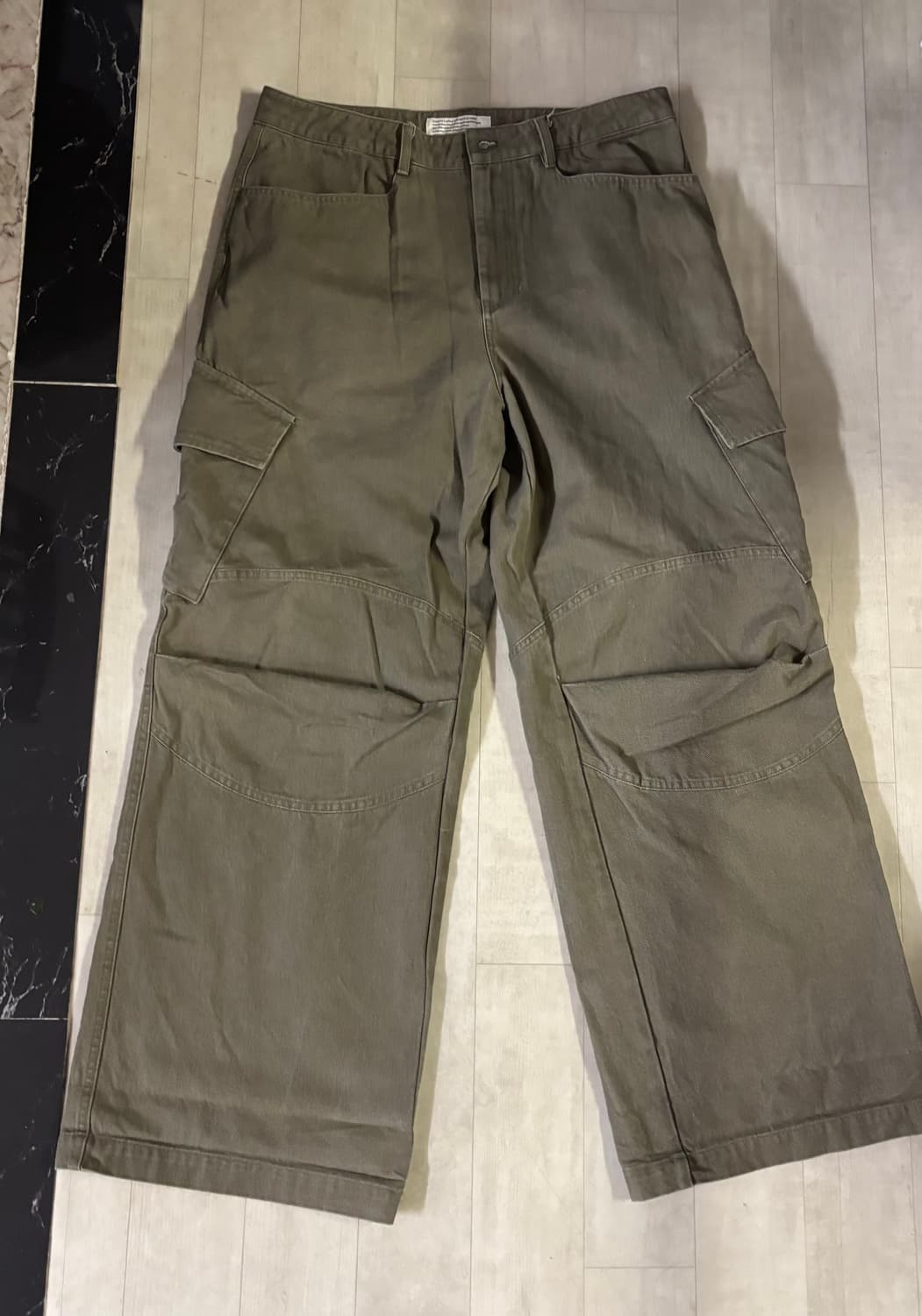 무민서 다이브인 베른 카고 카키 2사이즈 상품이미지1