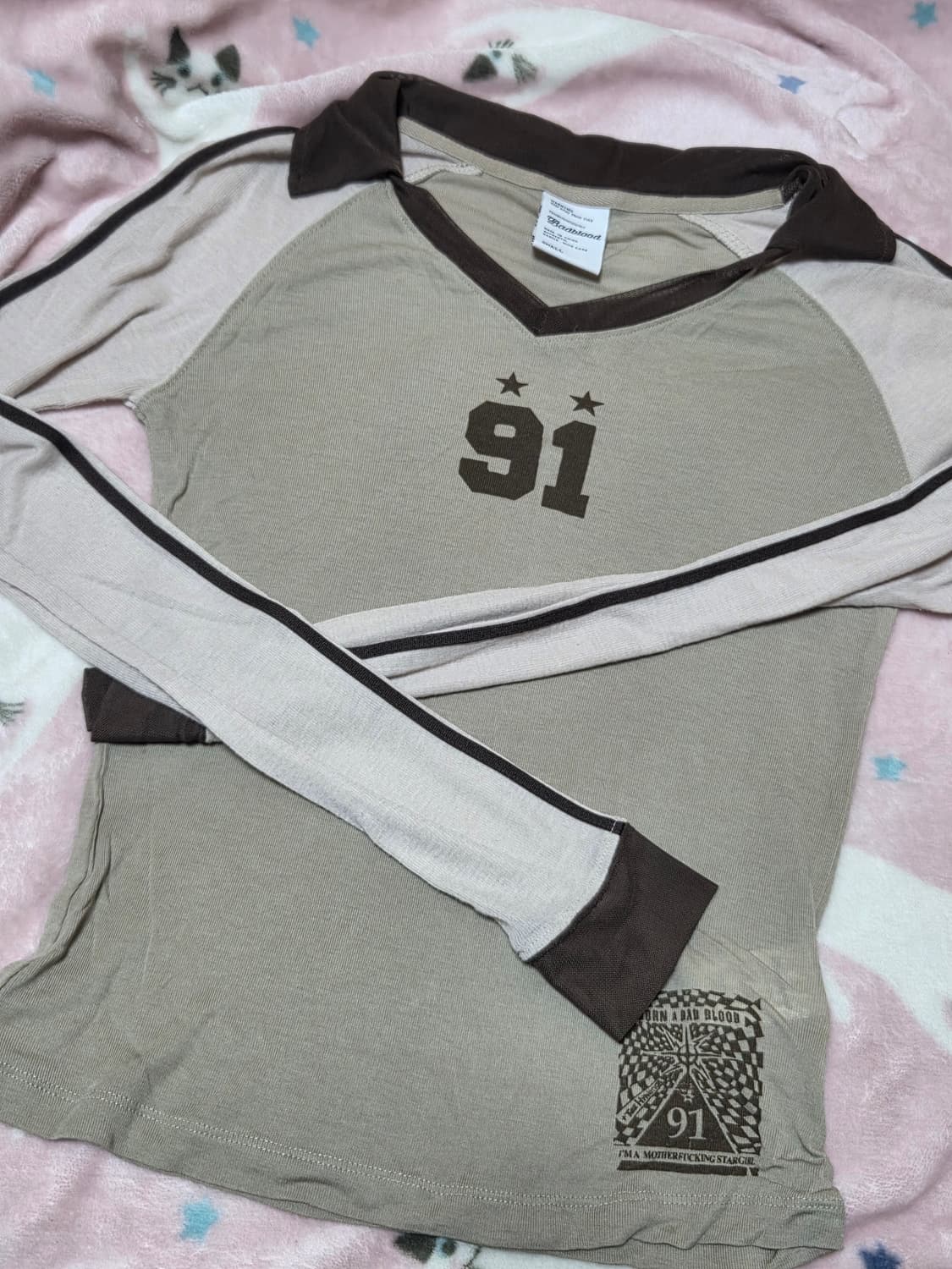 배드블러드 베이지 시스루 트랙탑 상품이미지1