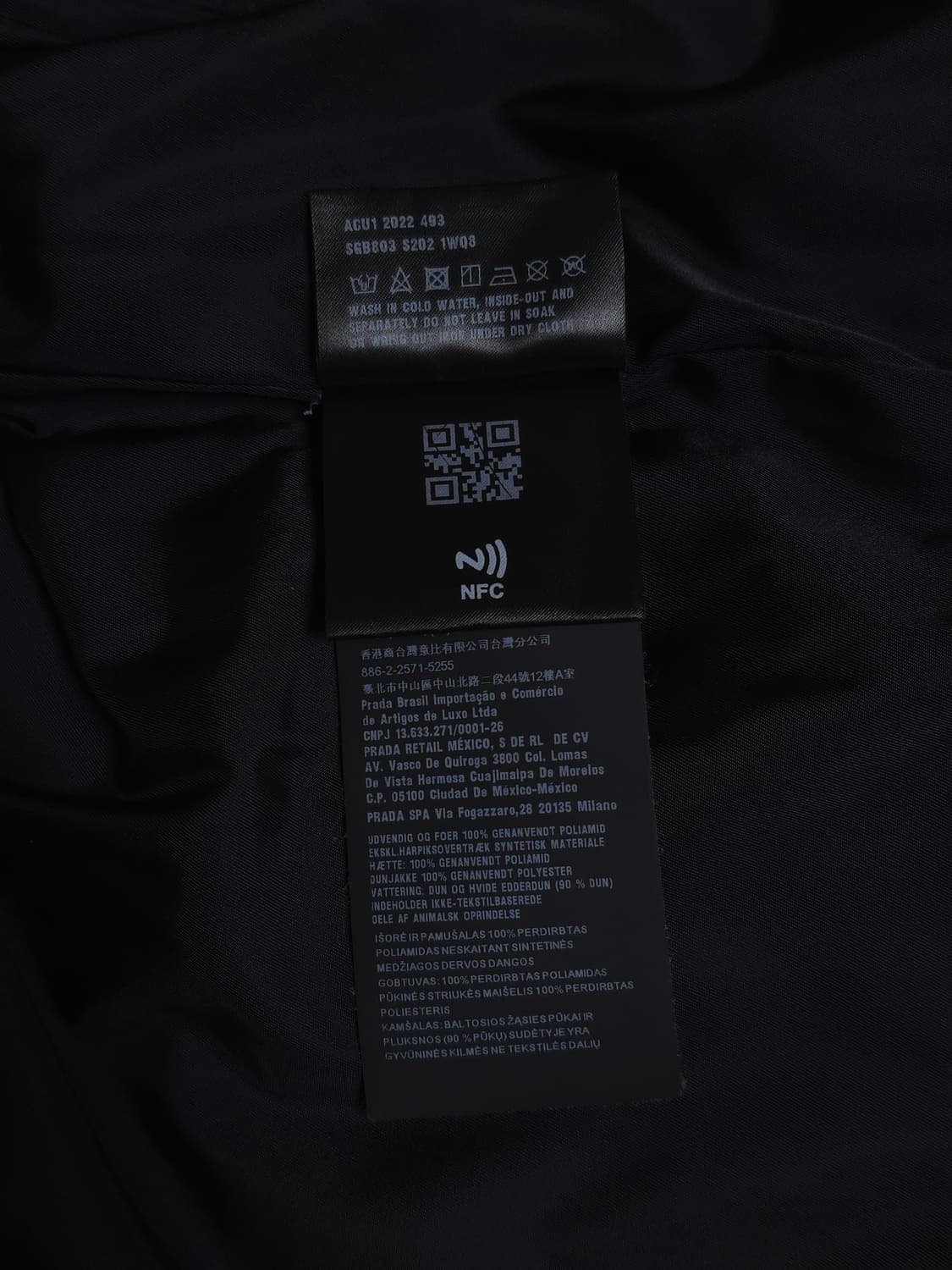 [L] 프라다 리나일론 퀄팅 패딩 블랙(SGB803) 상품이미지8