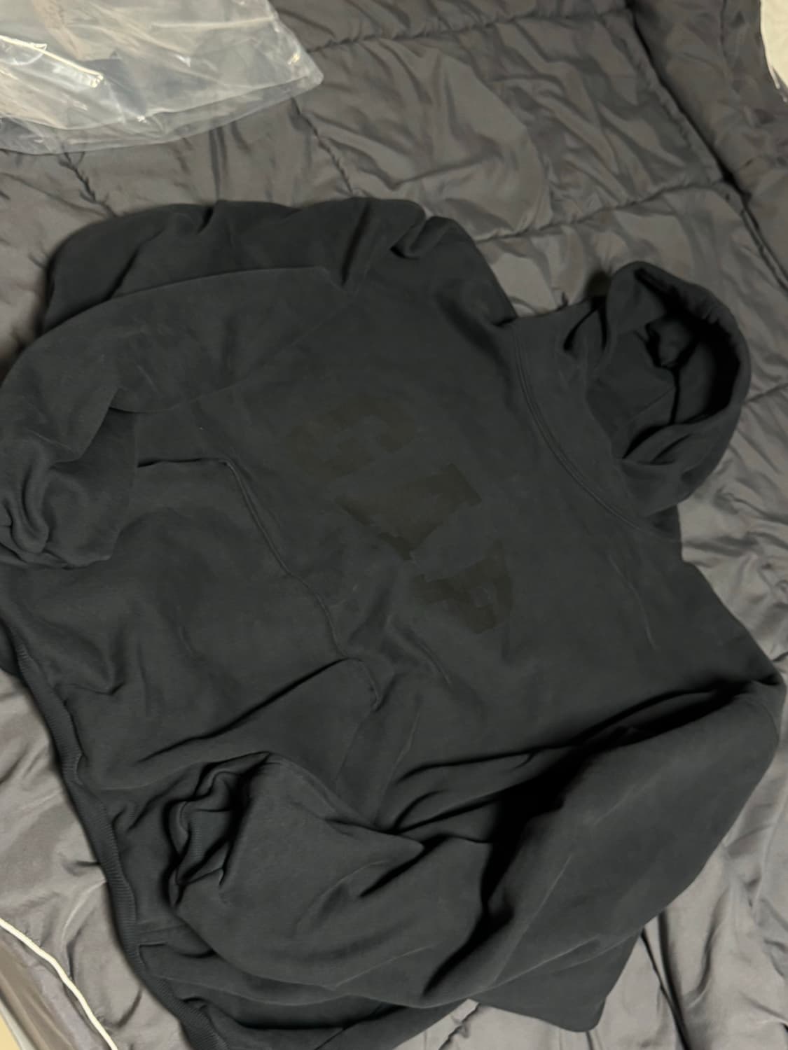 [M] 이지 갭 엔지니어드 바이 발렌시아가 도브 후드 워시드 블랙 상품이미지1