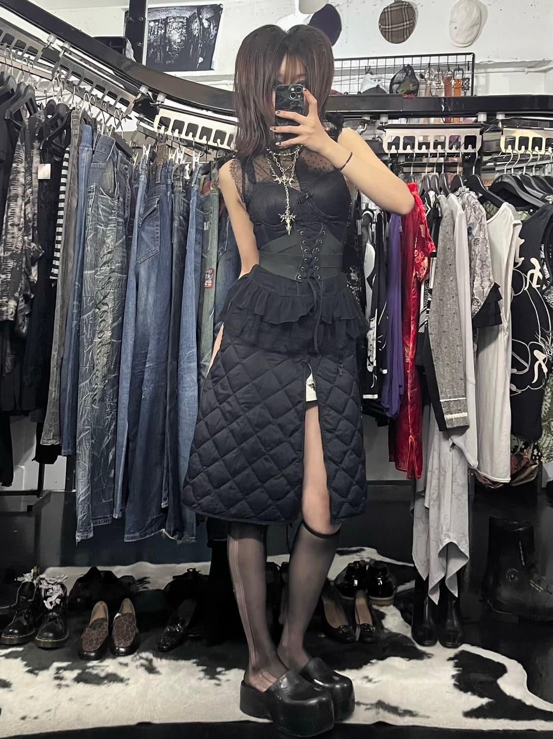 몽클레어 사이드 지퍼 퀄팅 미디 스커트 상품이미지2