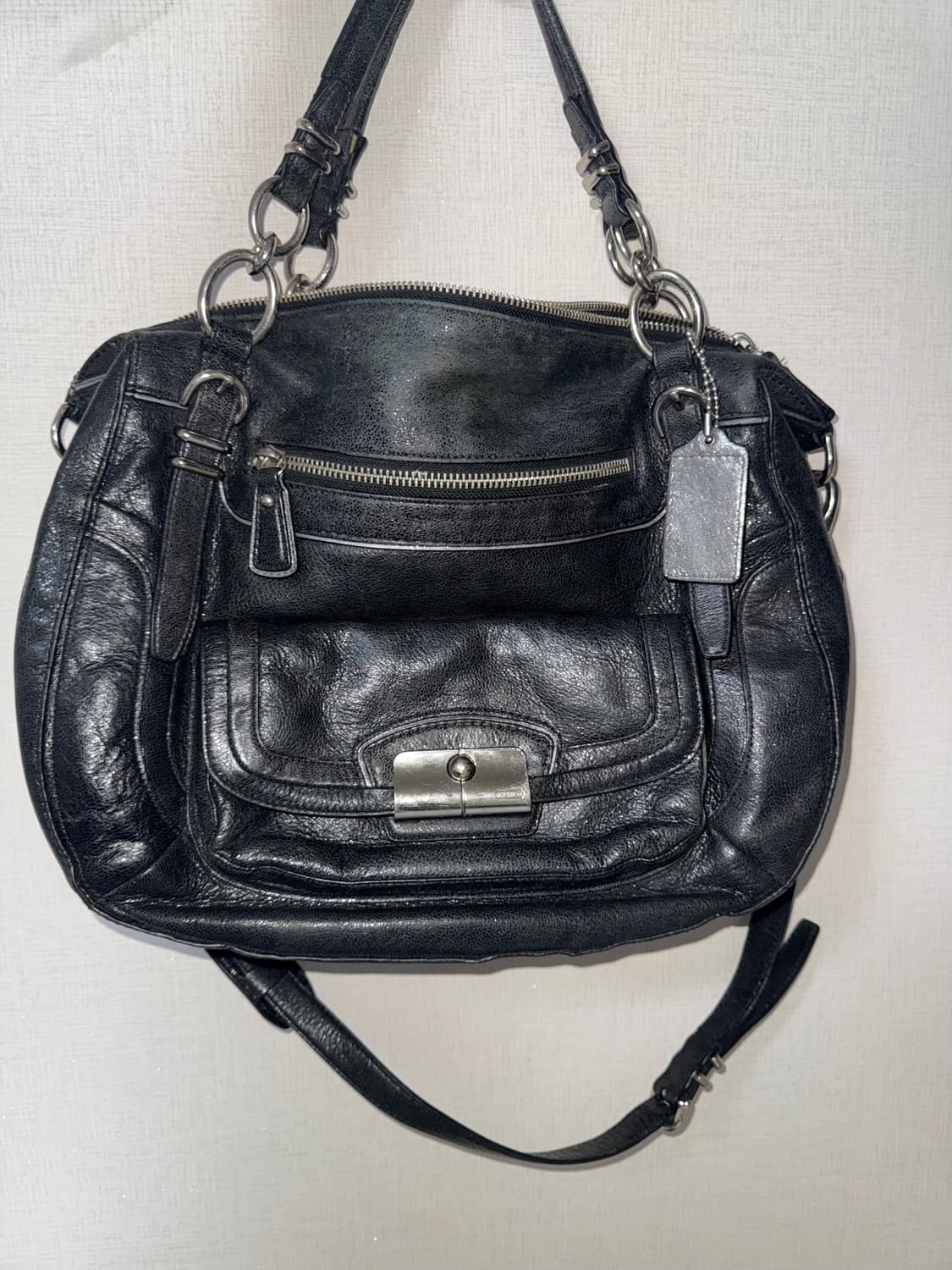 코치 블랙 숄더백 상품이미지4