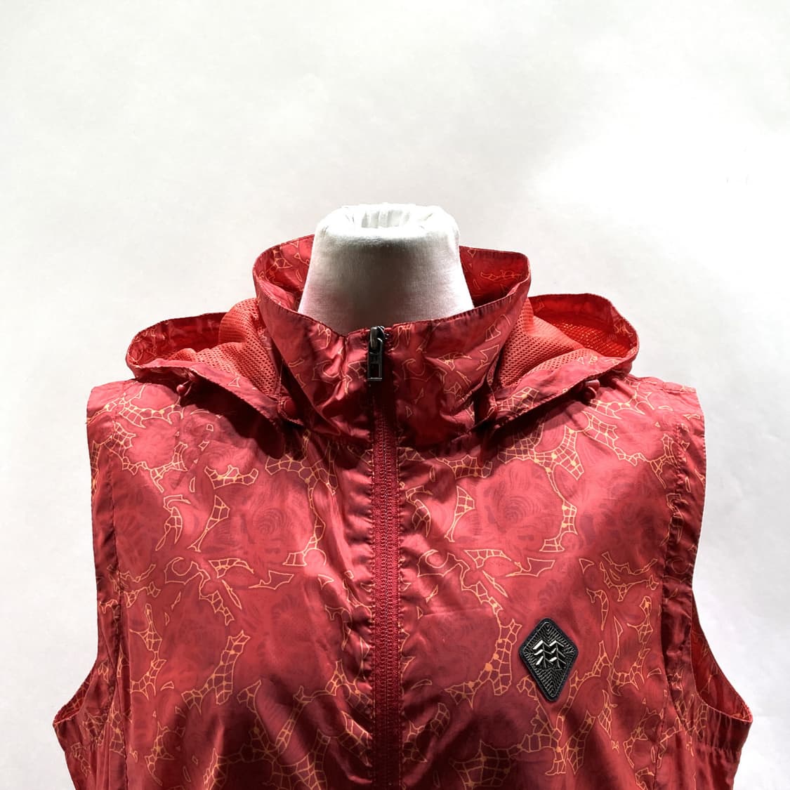 코오롱스포츠 여성후드바람막이조끼 100  상품이미지2